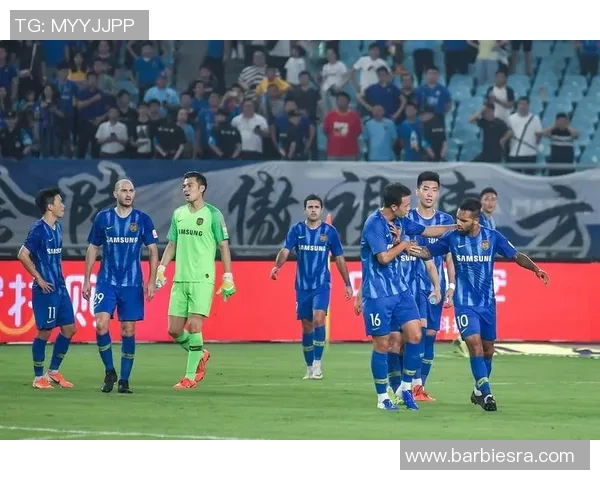 苏宁与北京人和激战正酣谁能在这场较量中笑到最后