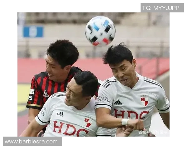 清莱联与首尔FC的对决分析及战术解析探讨